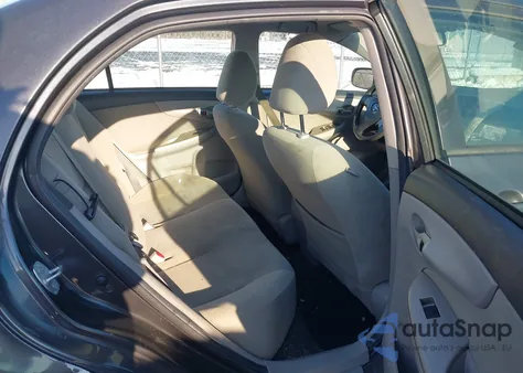 2012 Toyota Corolla Le z USA, uszkodzony, nr VIN 2T1BU4EE3CC782751